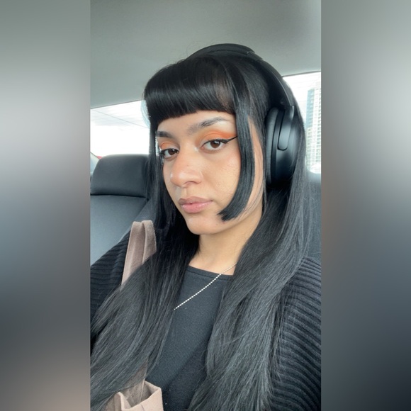 Meet your Posher, Julia - Picture 1 of 1